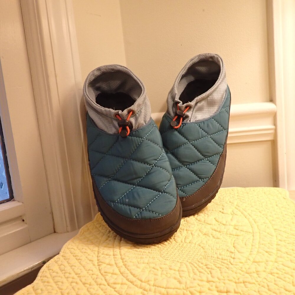 Chaco Ramble Puff Cinch Comfortable slip on shoe - size 9.5